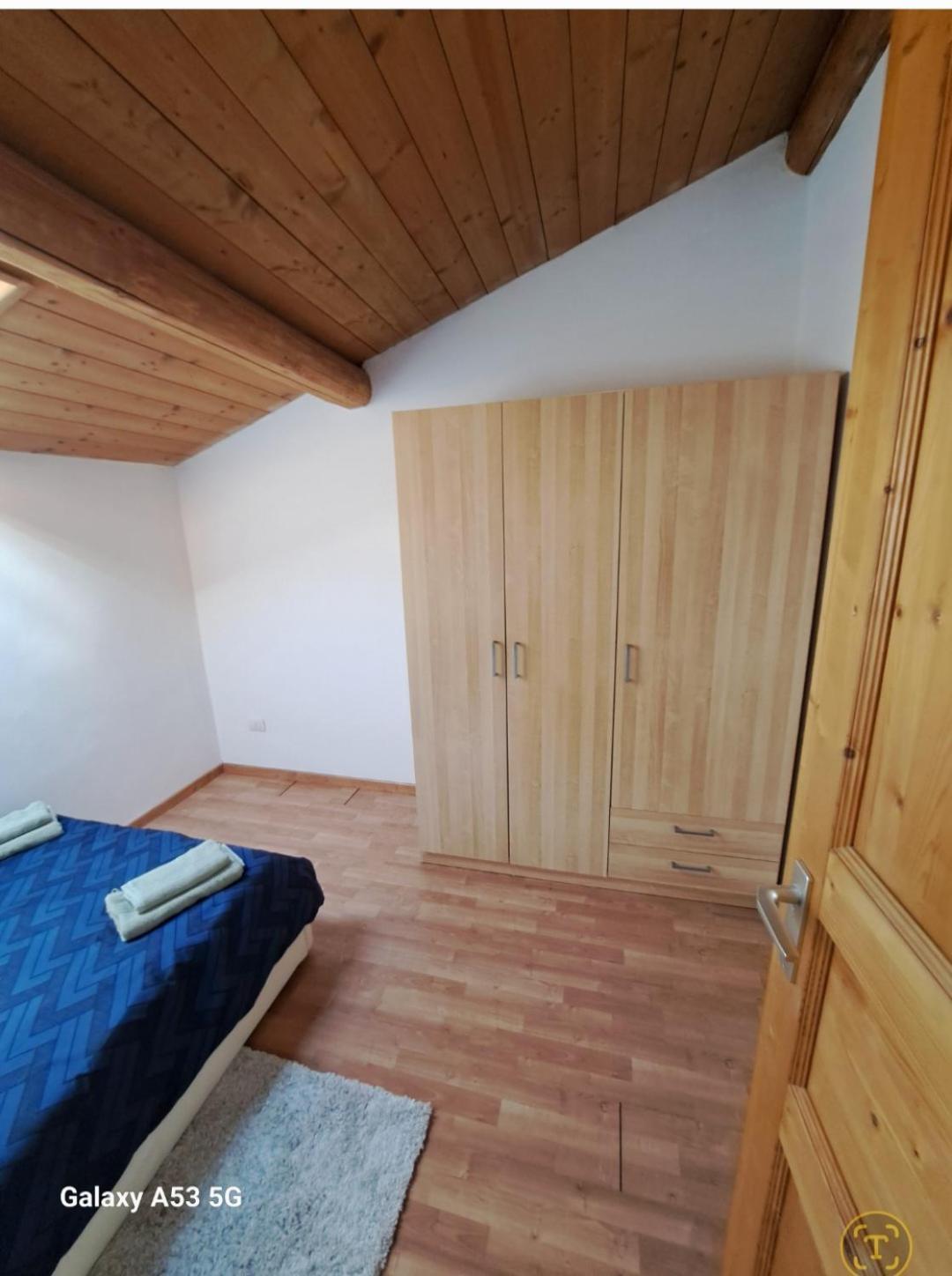 Ina Villa Lavena Ponte Tresa Bagian luar foto